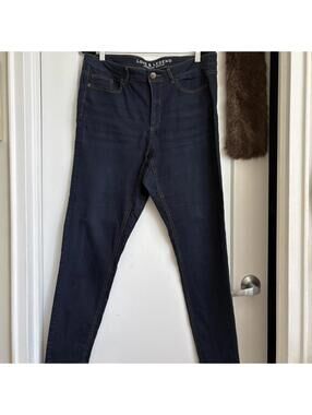 LOVE & LEGEND DENIM SKINNY JEANS
